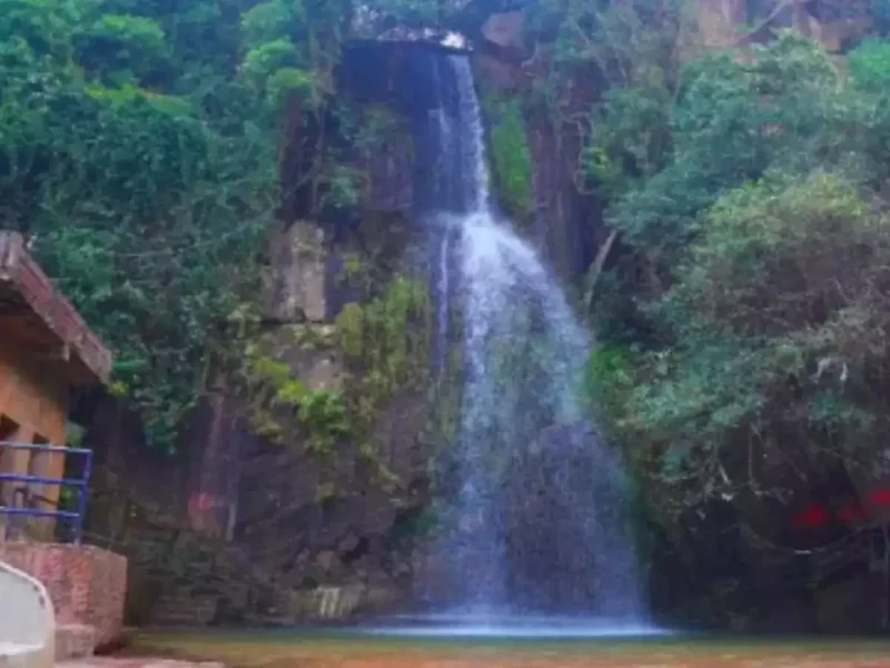 Kakolat Waterfall Bihar