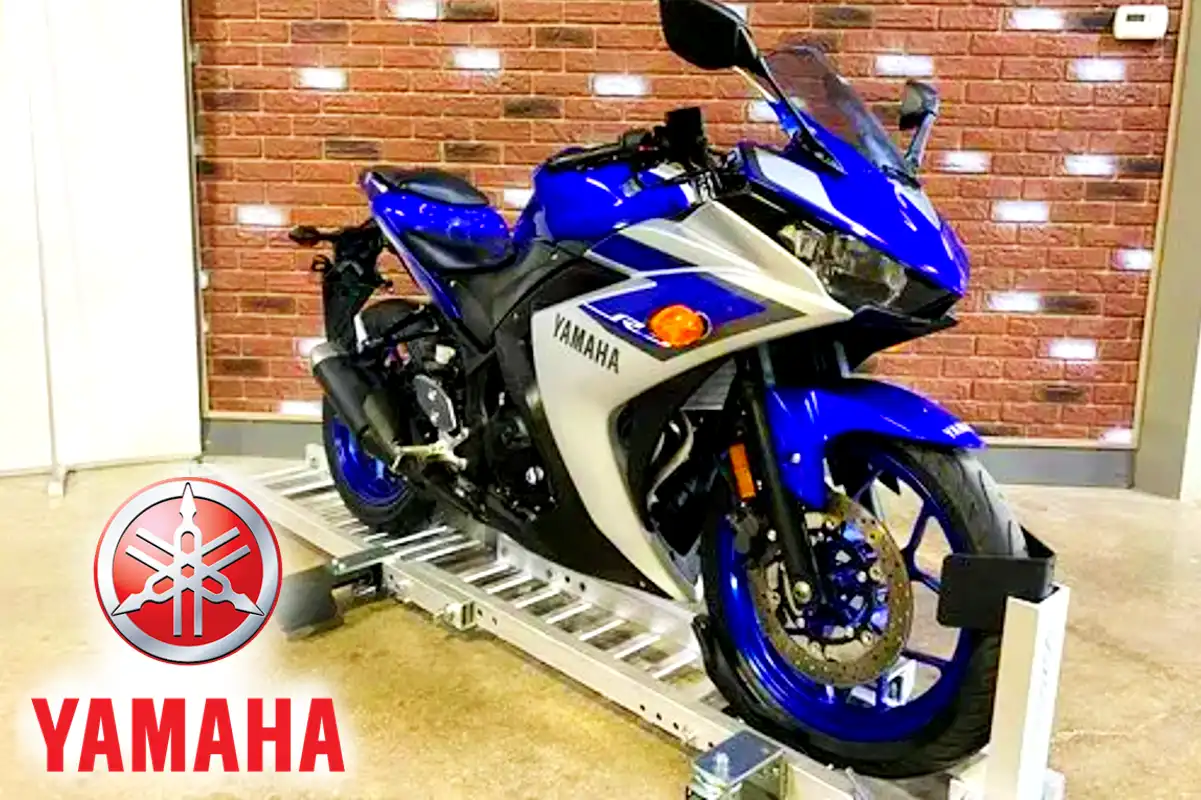 Yamaha R3