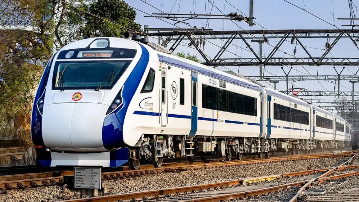 delhi to mumbai vande bharat train