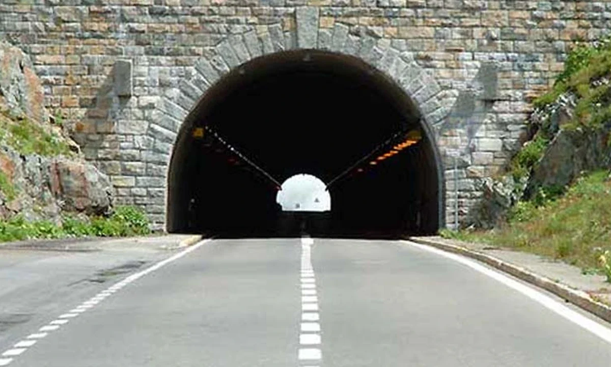underground tunnel project,